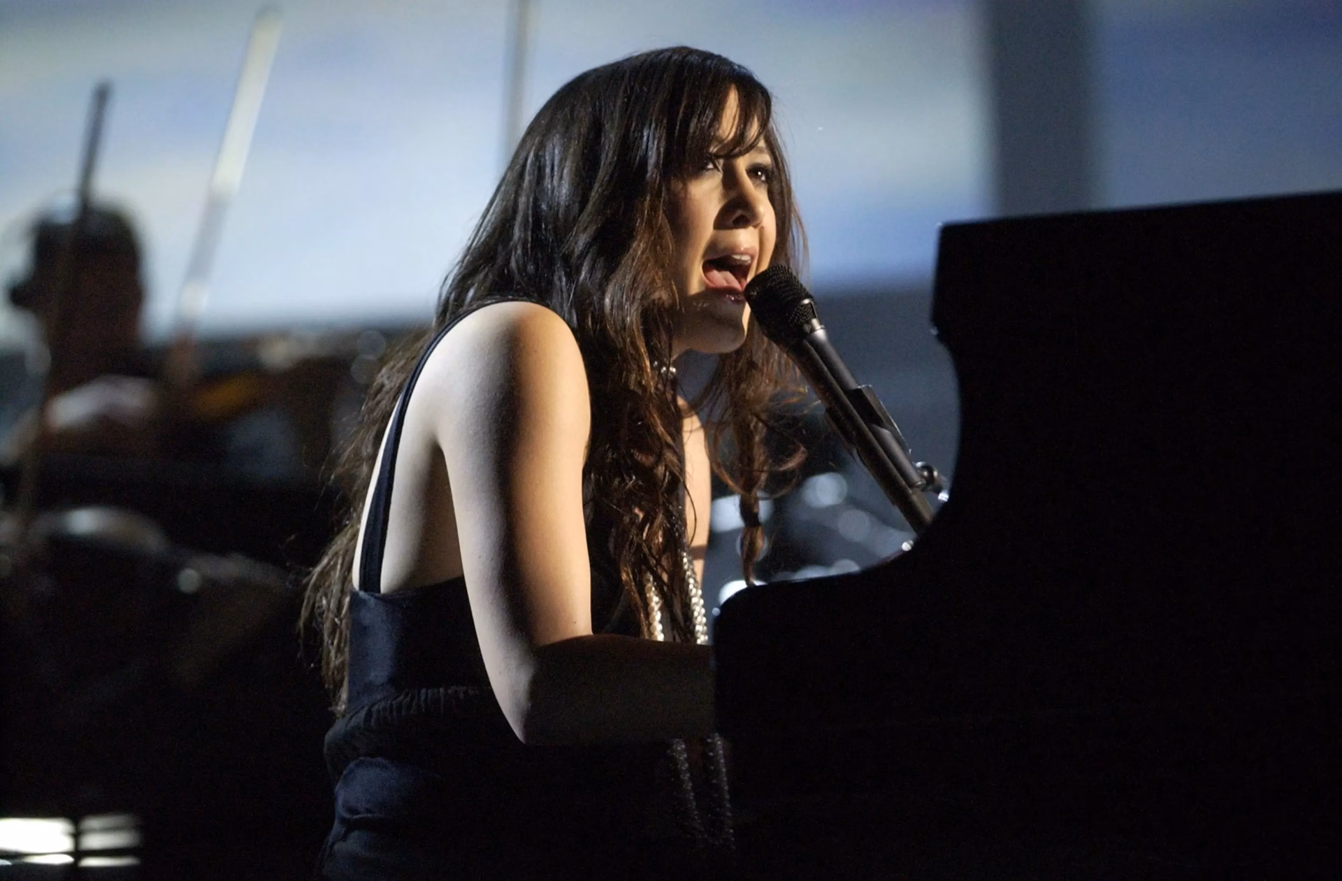 For The Record: How Vanessa Carlton’s “A Thousand Miles” Has Transcended Genre And Culture