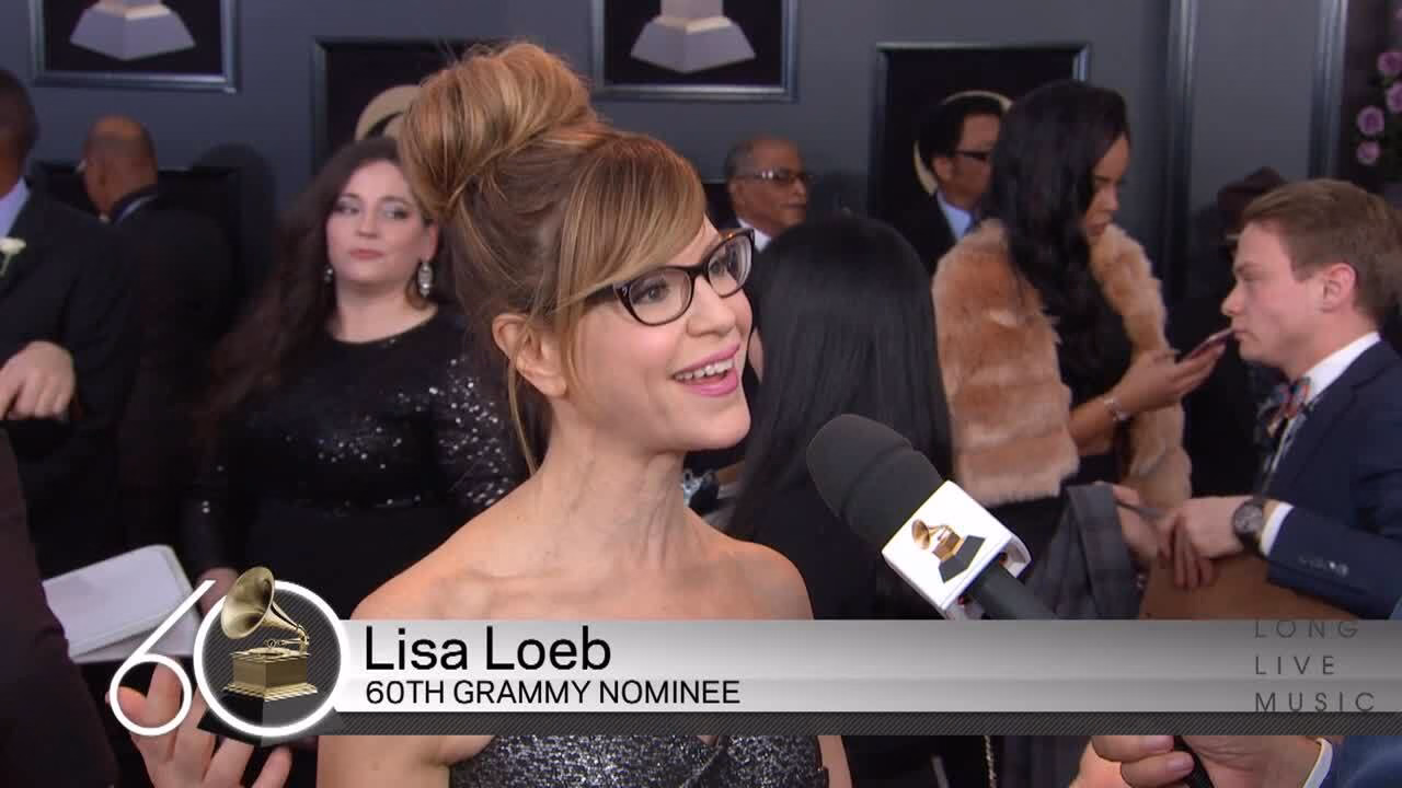 Lisa Loeb Red Carpet Interview | 2018 GRAMMYs