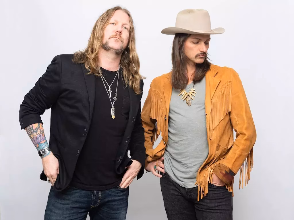 VIDEO PREMIERE: The Allman Betts Band Ride The Desert Sun In “Pale Horse Rider,” Talk New Album ‘Bless Your Heart’