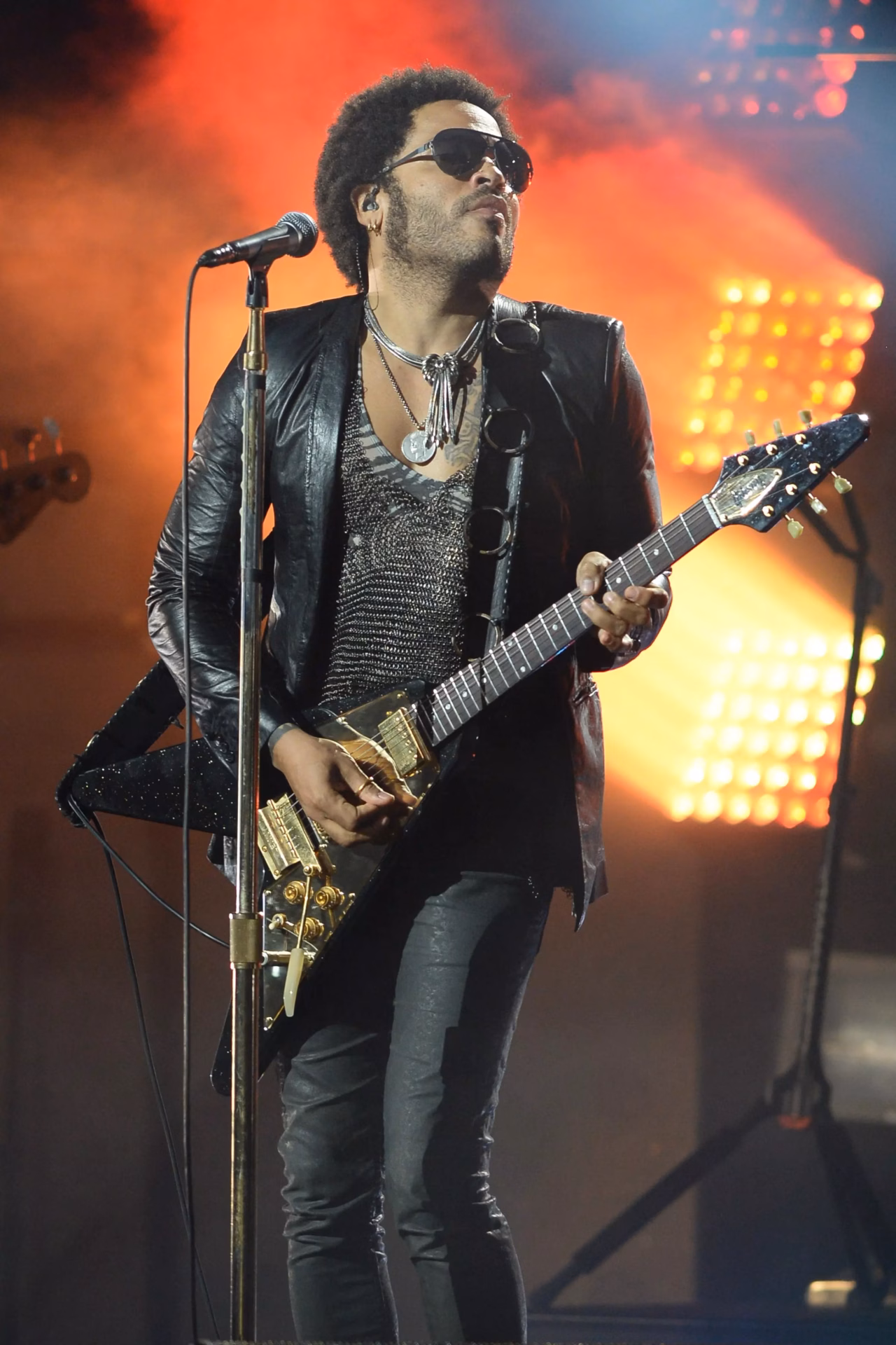 Struttin’ With Lenny Kravitz
