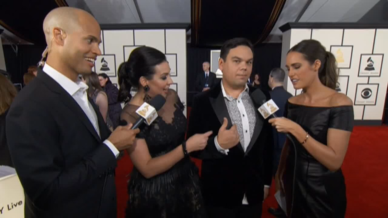 Robert Lopez, Kristen Anderson-Lopez Discuss GRAMMY Fashion