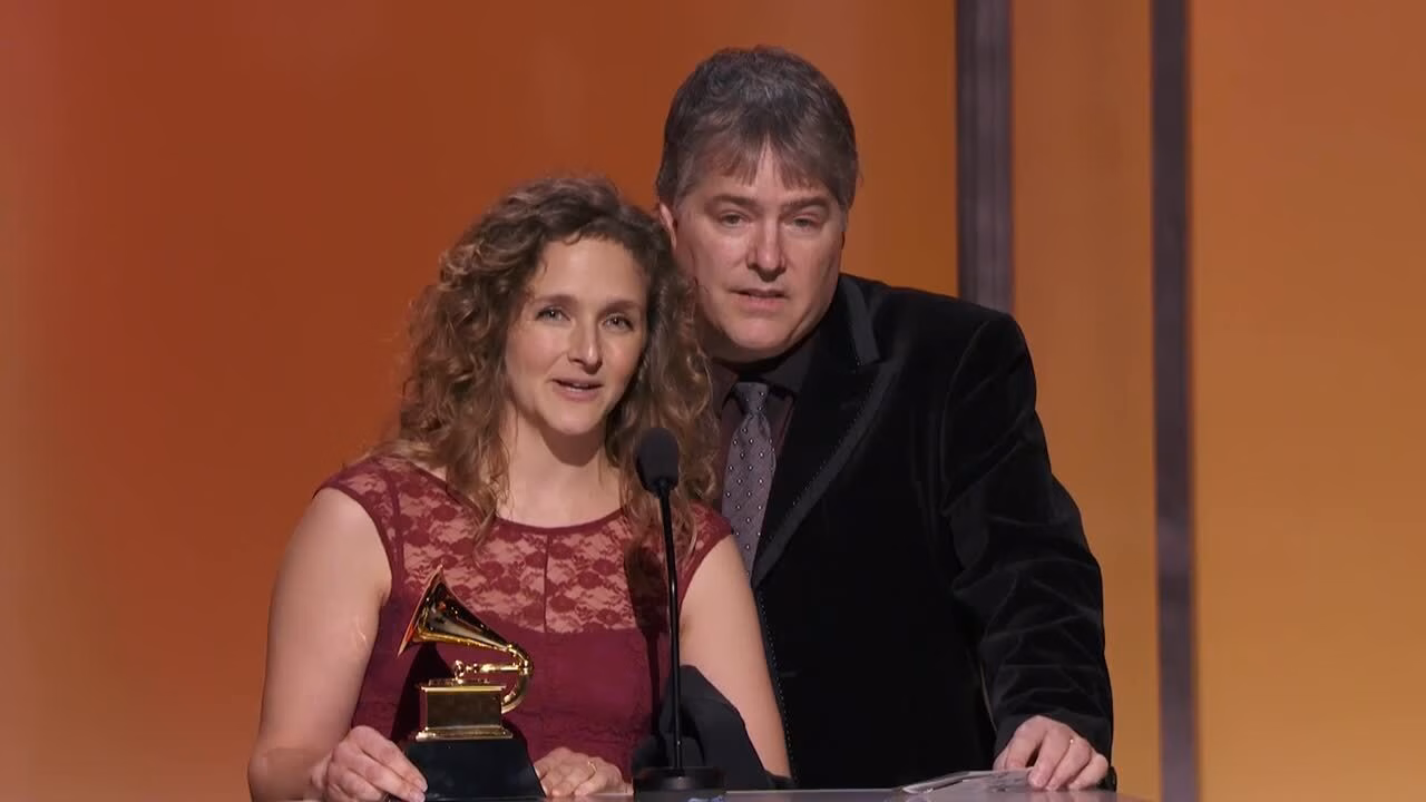 Béla Fleck, Abigail Washburn Win Best Folk Album