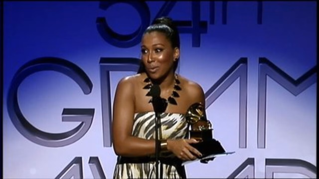“Fool For You” Wins Best R&B Song
