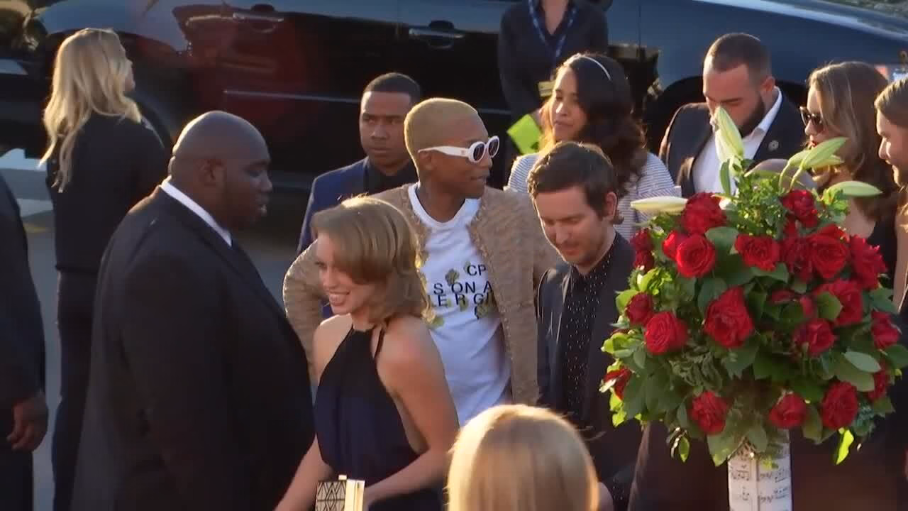 Pharrell Williams: GRAMMY Limo Cam