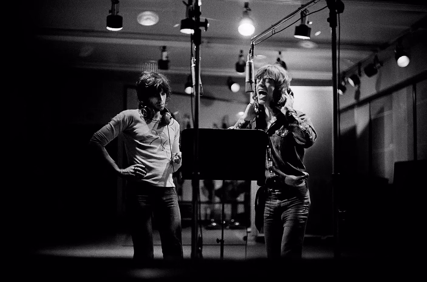 GRAMMY Museum Announces ‘The Rolling Stones 1972: Photographs By Jim Marshall’ Exhibit