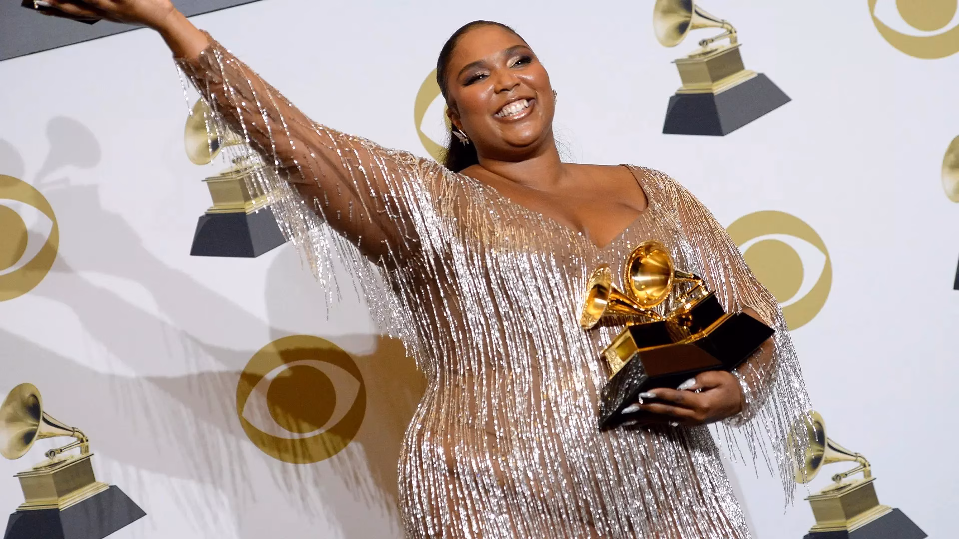 GRAMMY Rewind: Lizzo Preaches The Power Of Connection While Accepting Best Pop Solo Performance GRAMMY For “Truth Hurts” In 2020