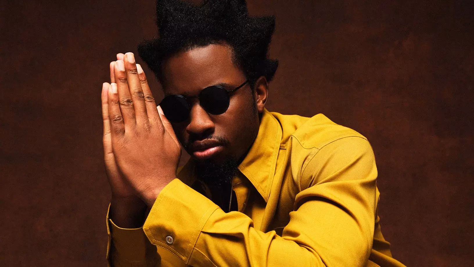 Herbal Tea & White Sofas: Denzel Curry Keeps It Simple On The Road With Toiletry Essentials And Healthy Snacks