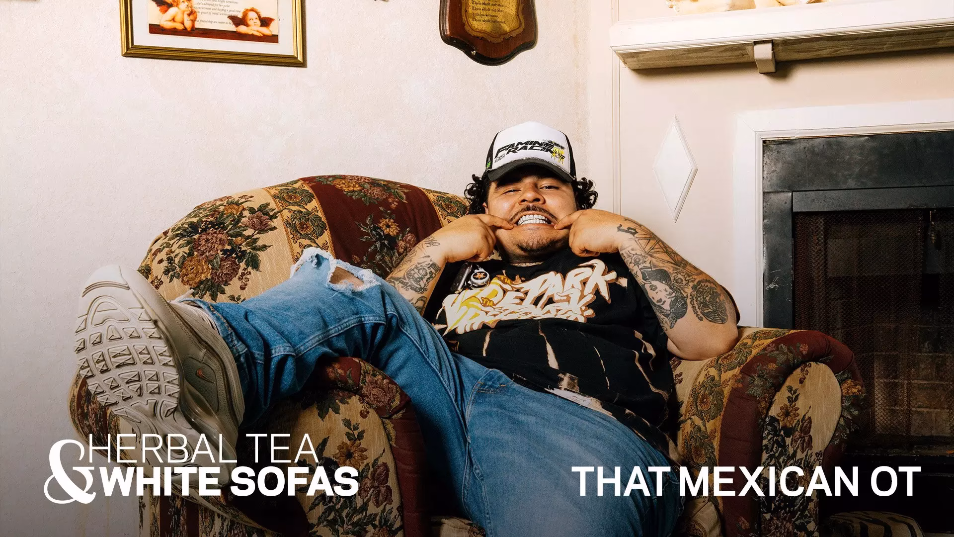 How That Mexican OT Brings Mexico To Every Live Show With One Beverage | Herbal Tea & White Sofas
