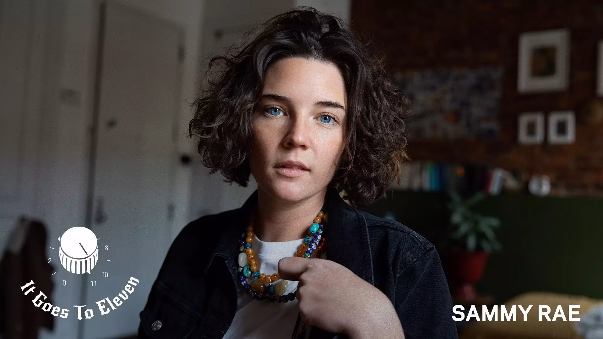 Watch Sammy Rae Gush Over The Keyboard That Has “Transformed” Her Writing Process | It Goes To 11