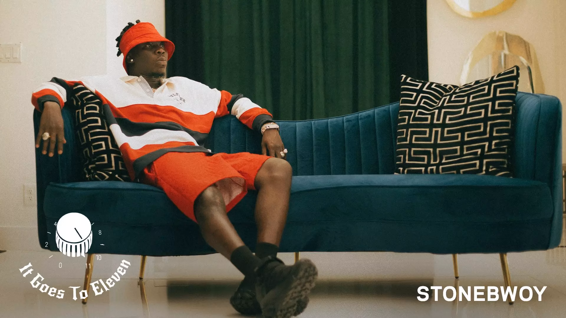 Meet Stonebwoy’s “Powerhouse” Vocal Mic | It Goes To 11