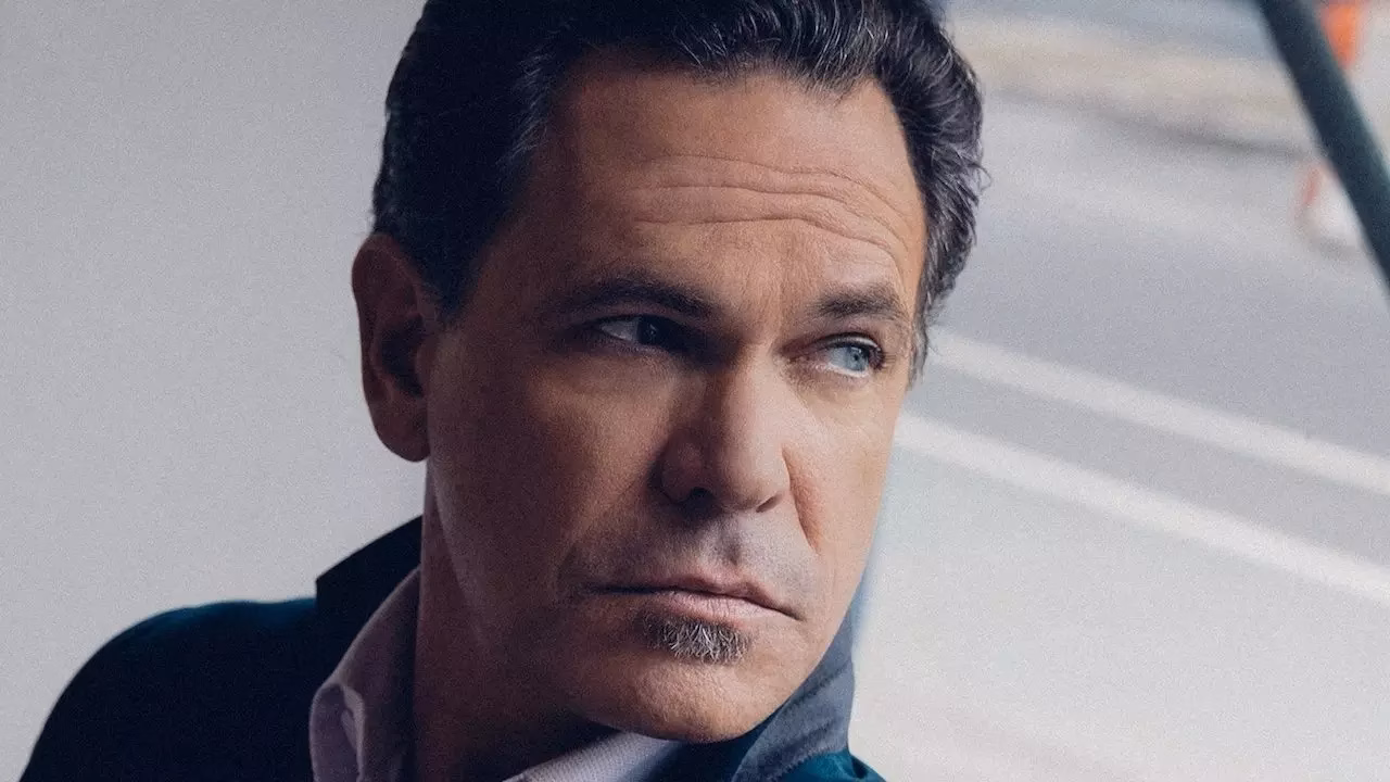 Kurt Elling Talks New Album ‘Secrets Are The Best Stories’ & Collaborating With Pianist Danilo Pérez