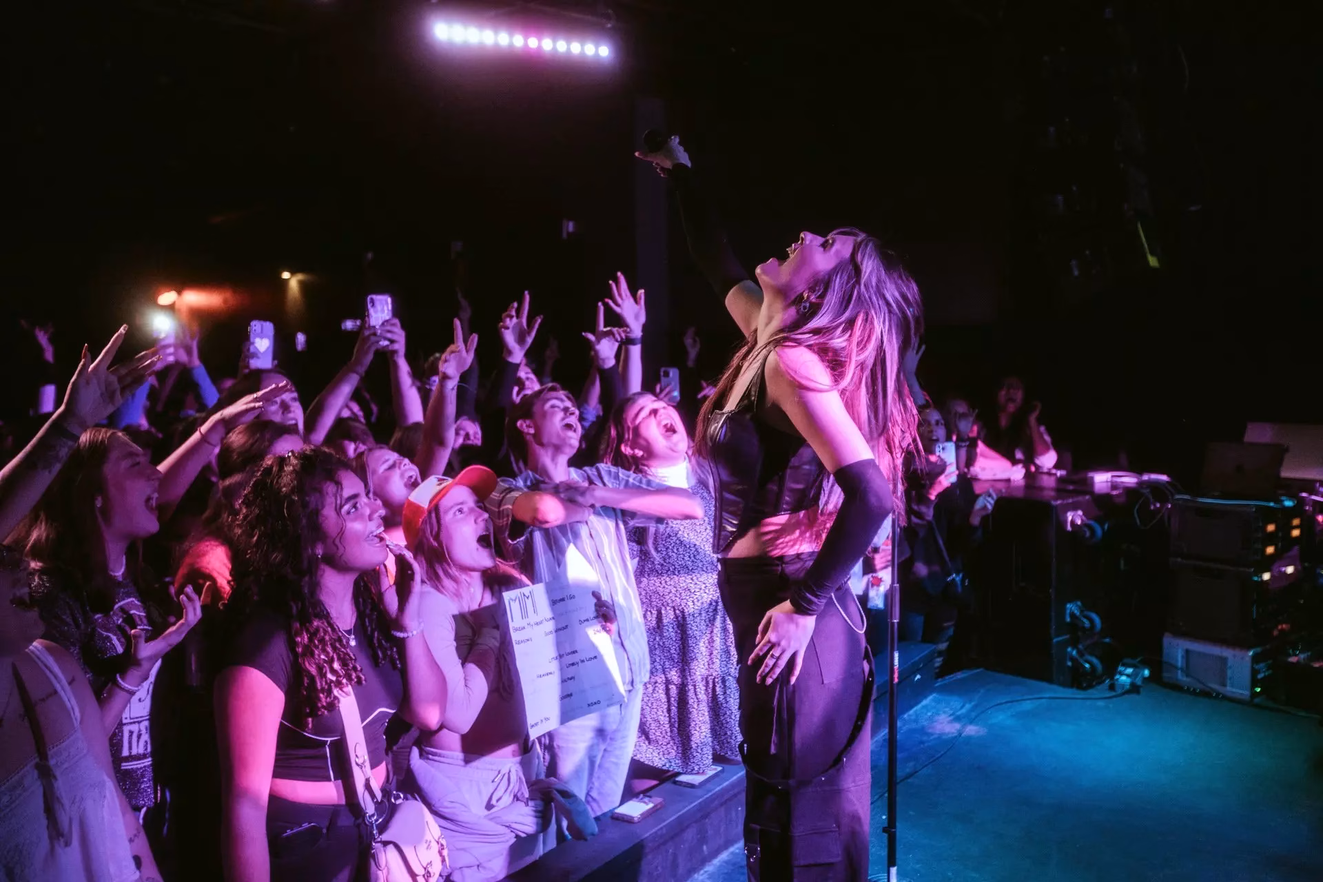 Mimi Webb Denver Tour Pic Mimi Webb Denver Tour Pic