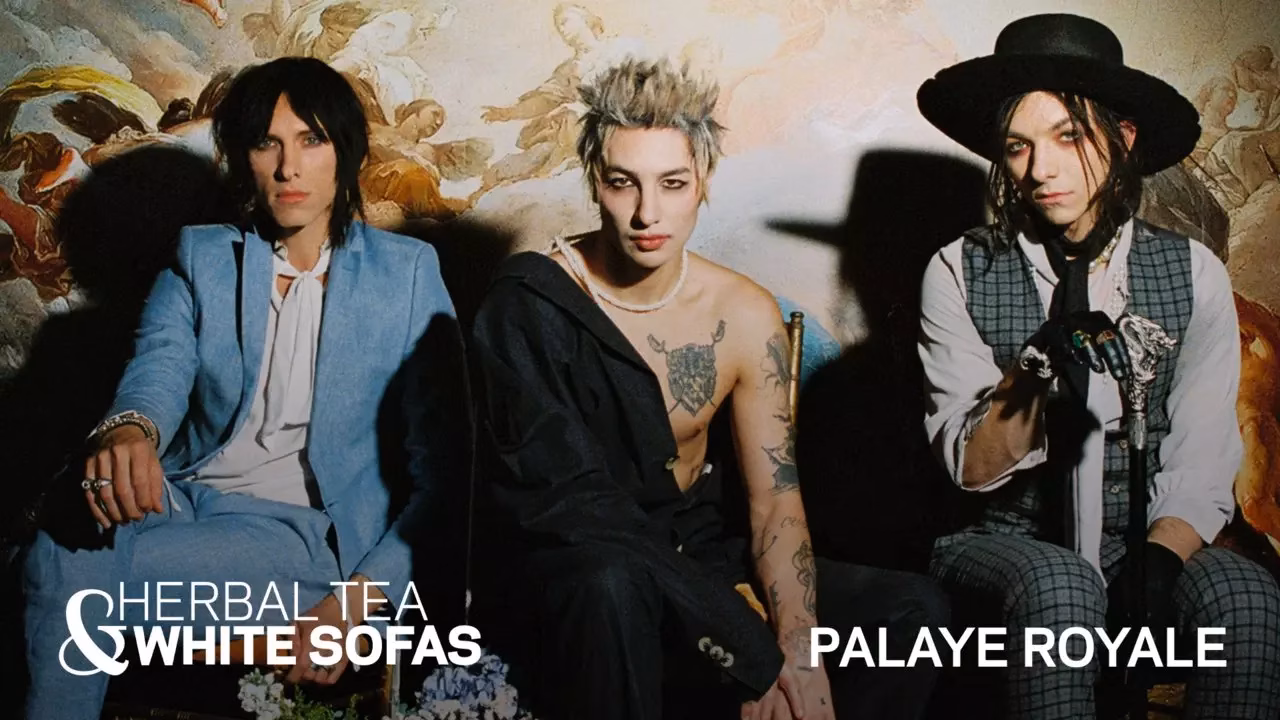 Why Palaye Royale Love When Their Fans Bring Them Nutella | Herbal Tea & White Sofas