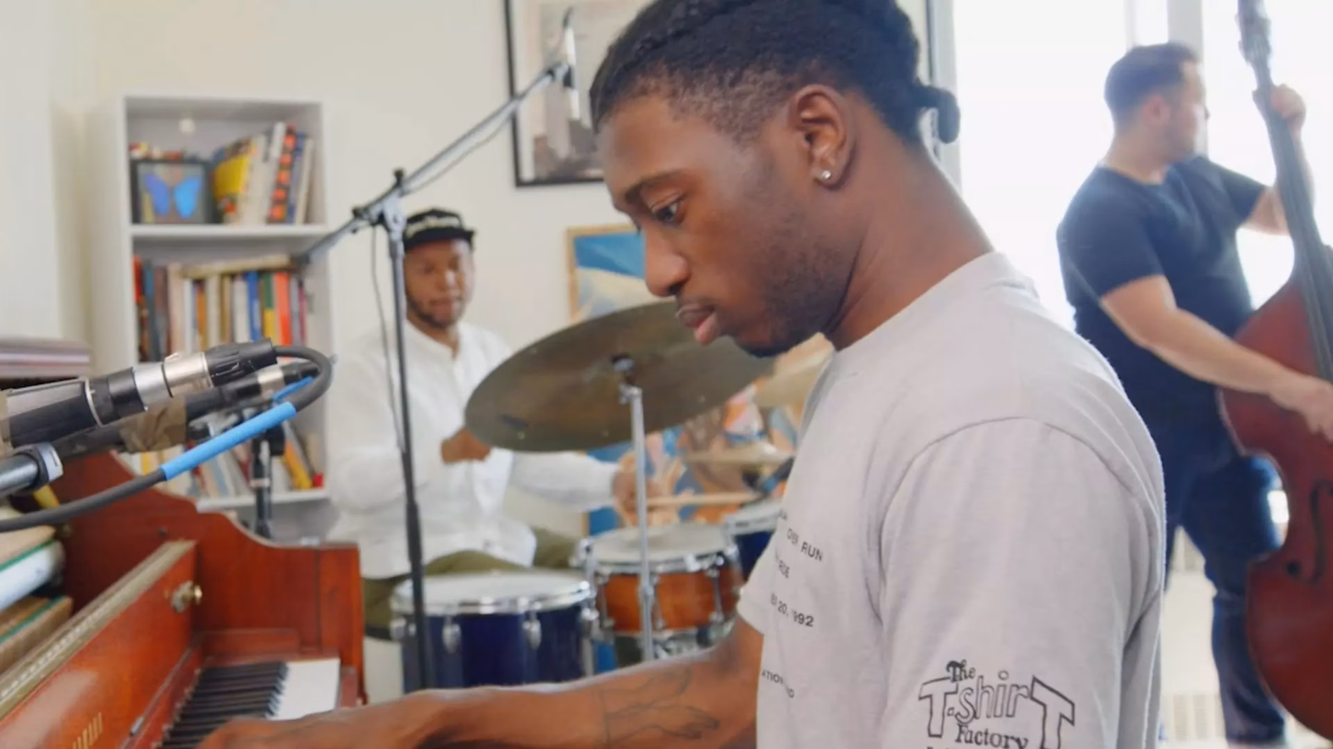 Press Play At Home: Julius Rodriguez Leads A Sprightly Jam Session With His “Blues At The Barn” Performance