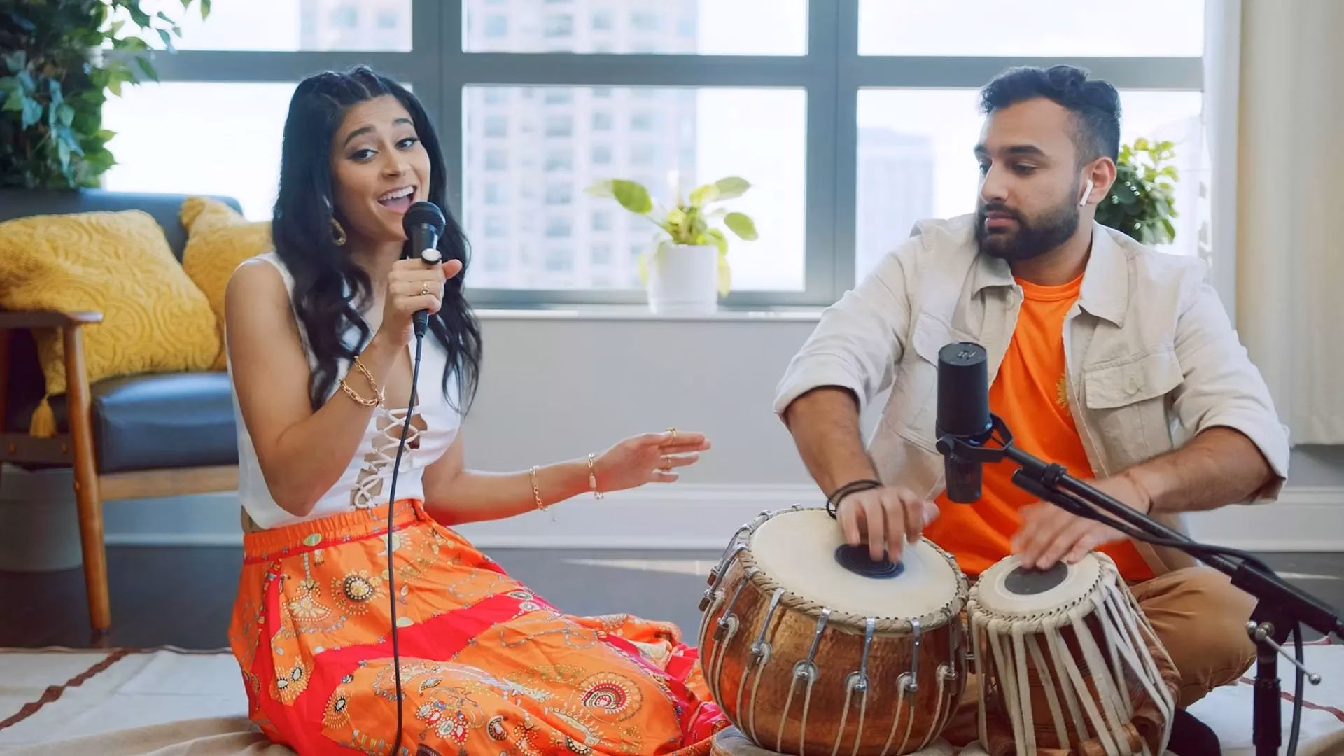 Press Play: Shuba Prepares For An “Indian Summer” With A Scorching Performance Of Her Breakthrough Single