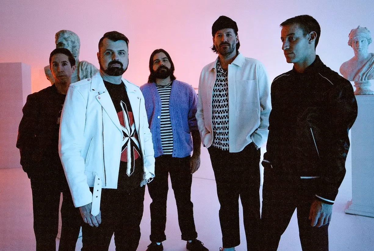 Silverstein press photo Silverstein press photo
