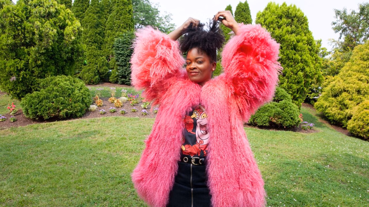 Ari Lennox On Representing Dark-Skinned Black Women, Touring & More