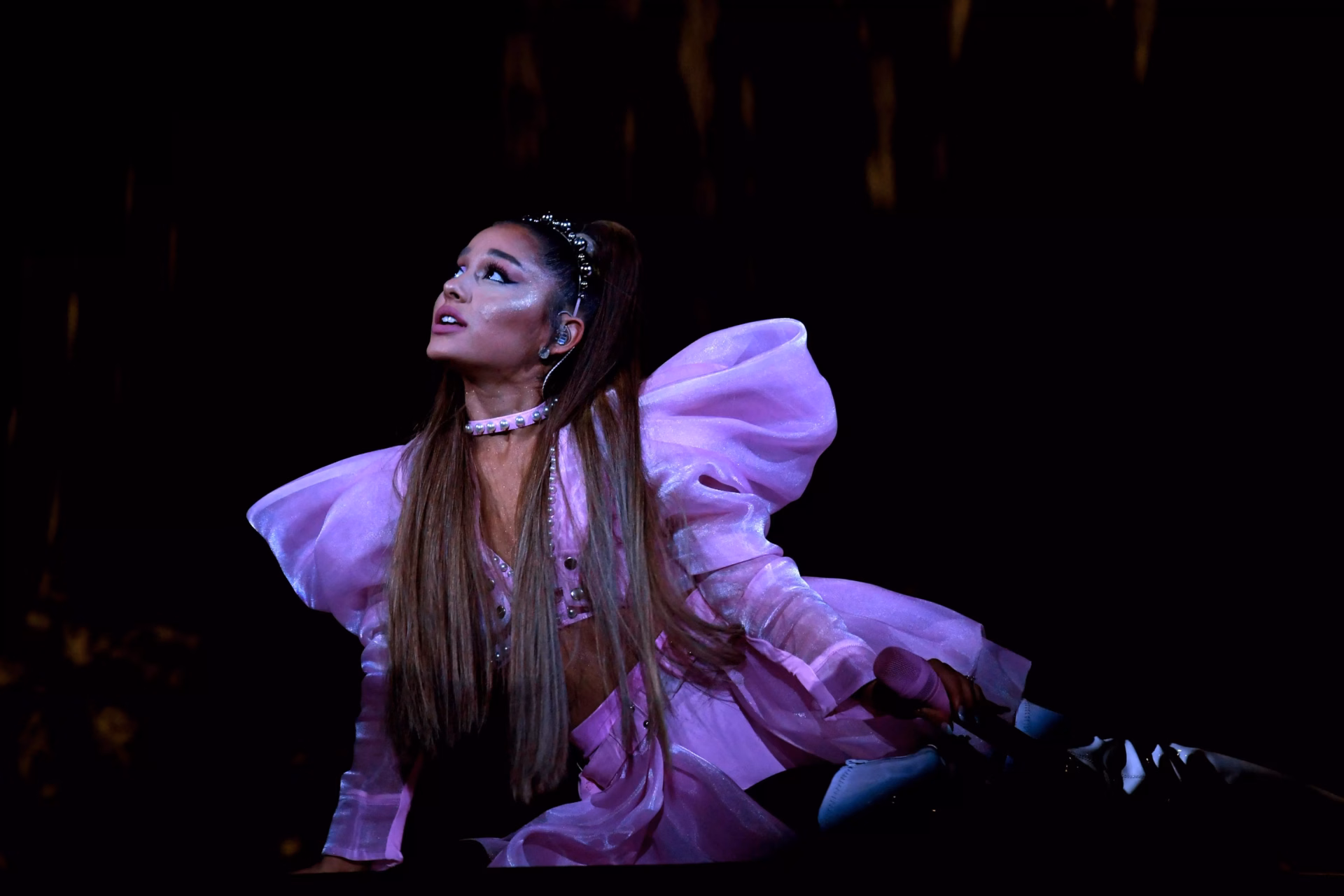 Ariana Grande Donates Proceeds From Atlanta Show To Planned Parenthood
