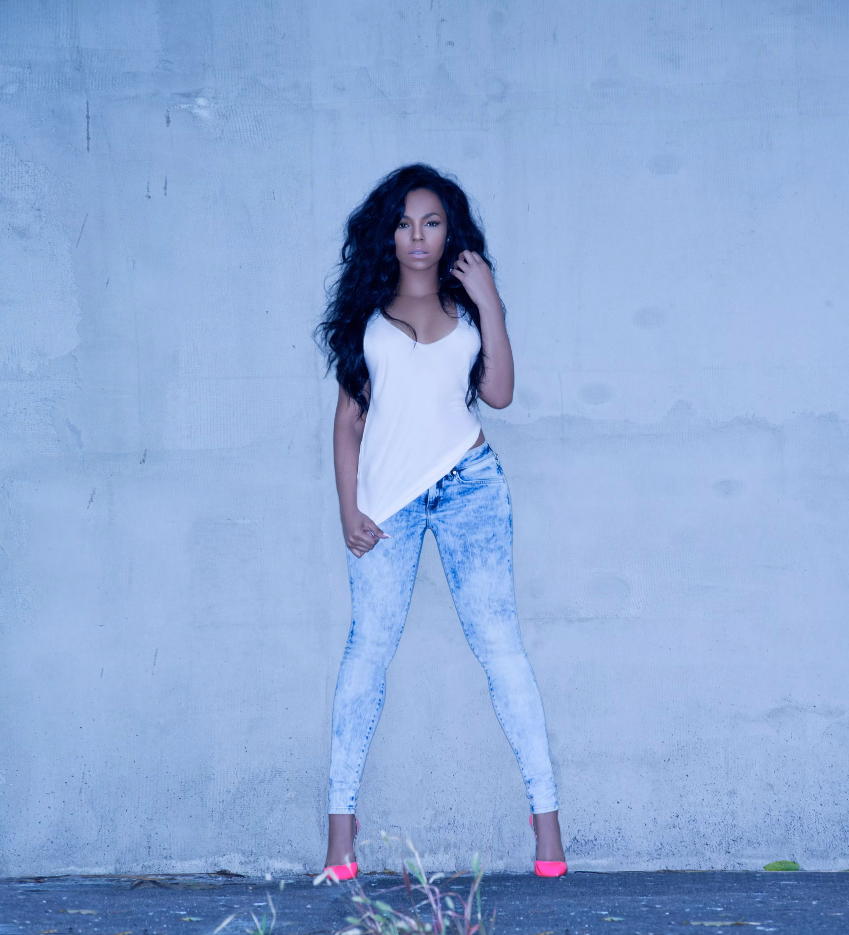 Ashanti Reveals Scars For Braveheart