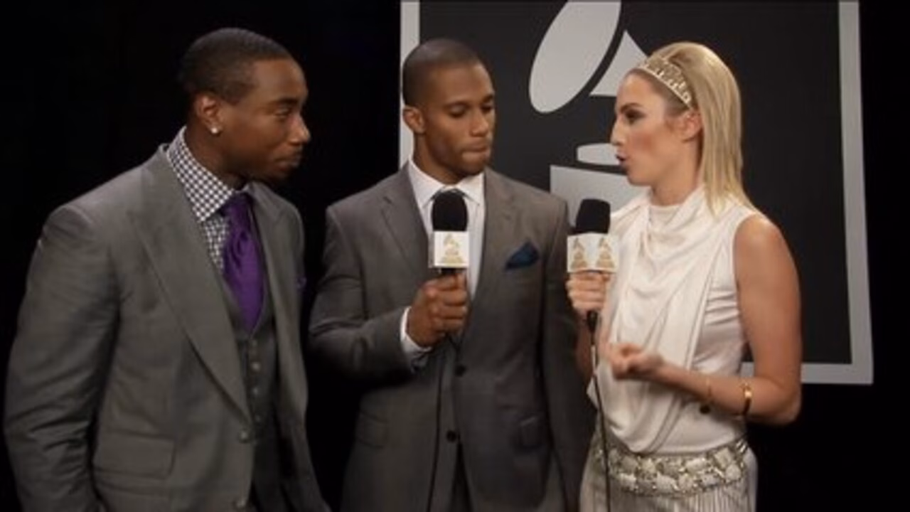Victor Cruz and Mario Manningham backstage at 54th GRAMMY Awards