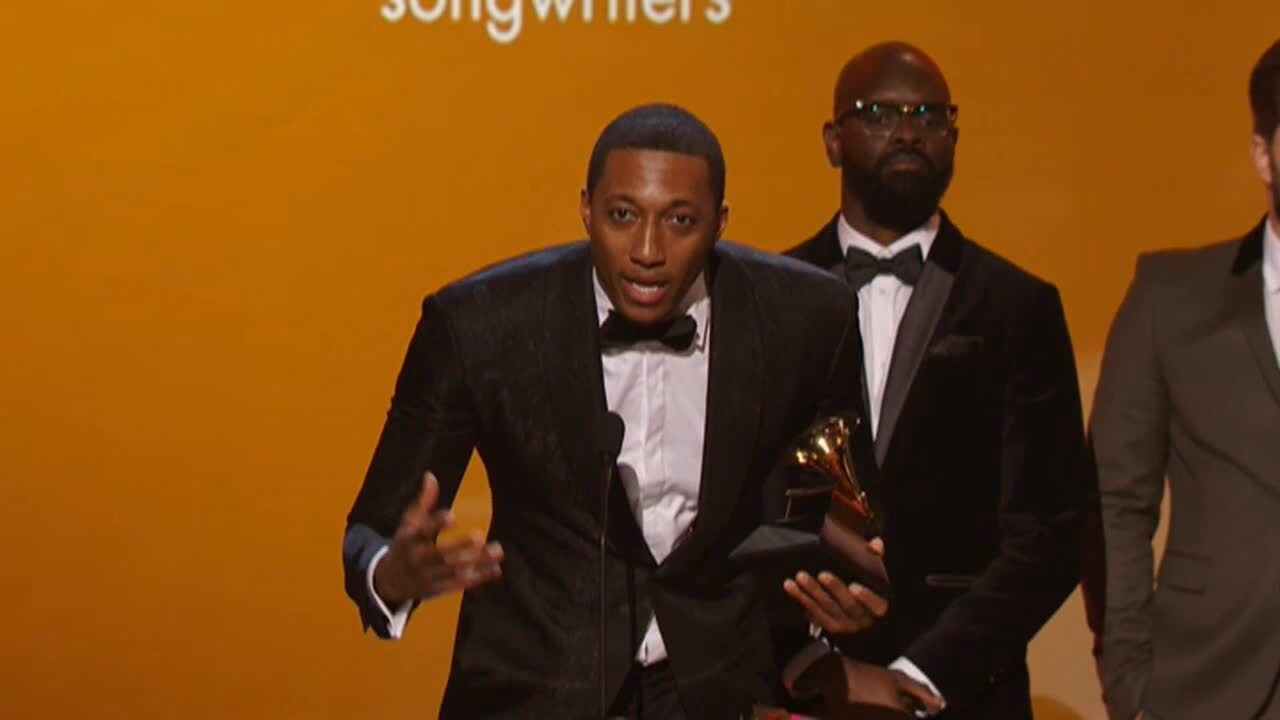 Lecrae wins Best Contemporary Christian Music Performance/Song