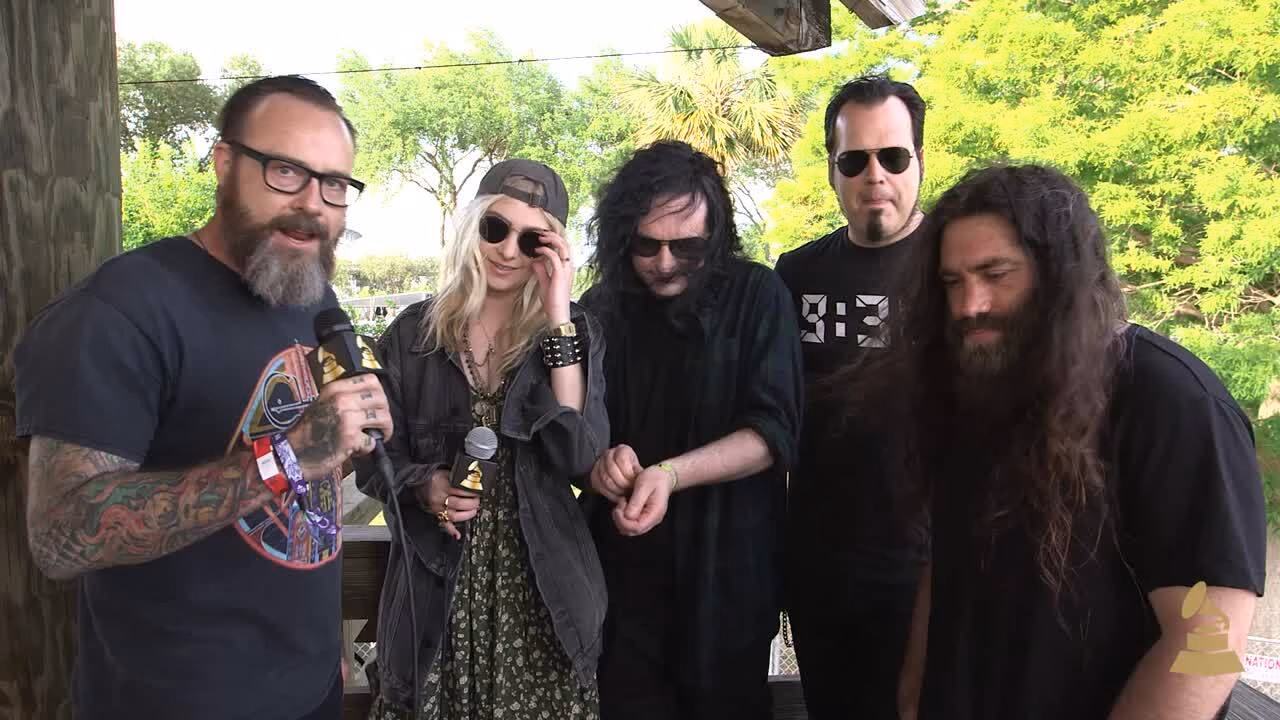 The Pretty Reckless talk tour, collabs and Die Antwoord