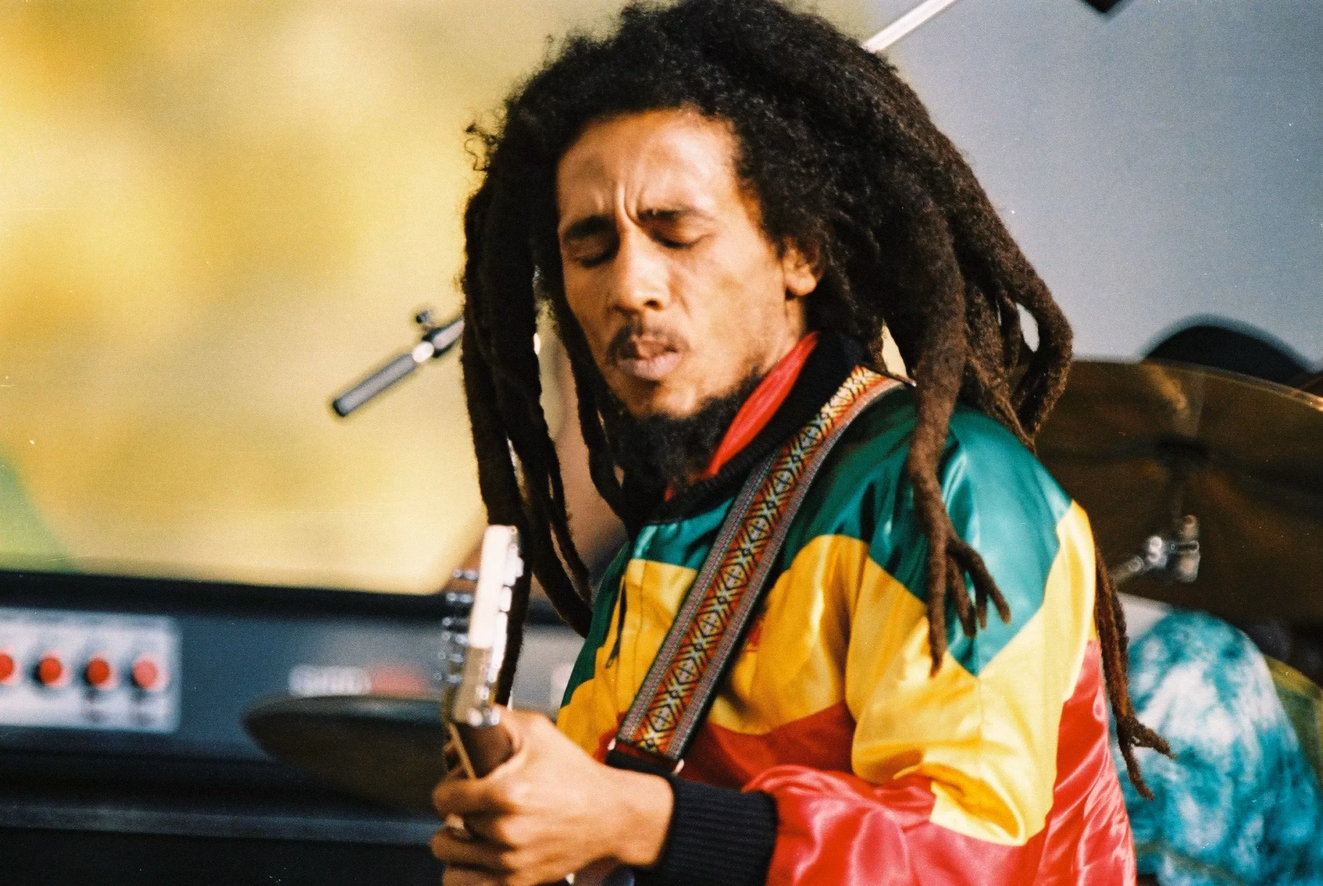 Bob Marley’s London Home Honored With English Heritage Blue Plaque