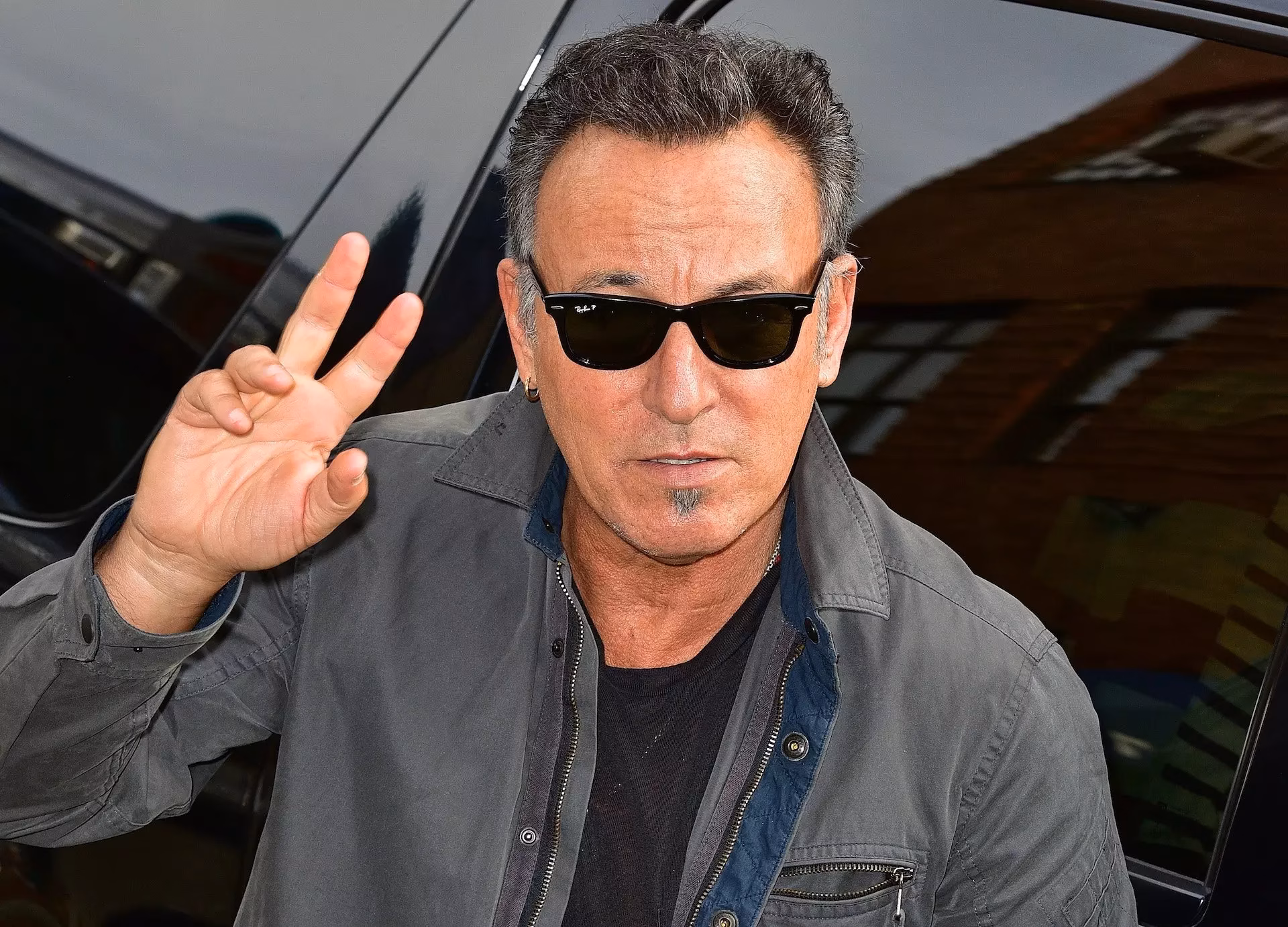 The Boss Hits Broadway: Bruce Springsteen’s Stripped-Down New Show