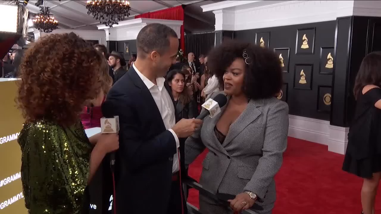 Jill Scott: GRAMMY Red Carpet Interview