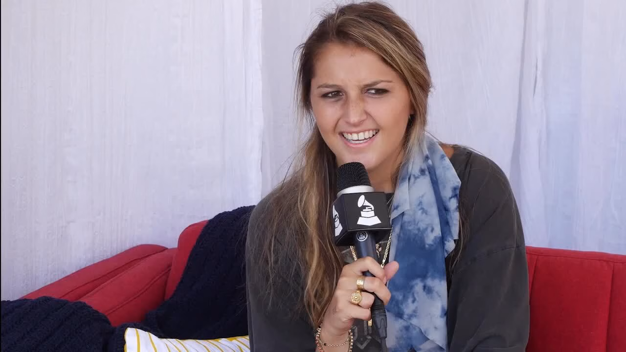 Chelsea Cutler Talks ‘Brent’ EP & Tour With LAUV | On The Road At Lollapalooza 2019