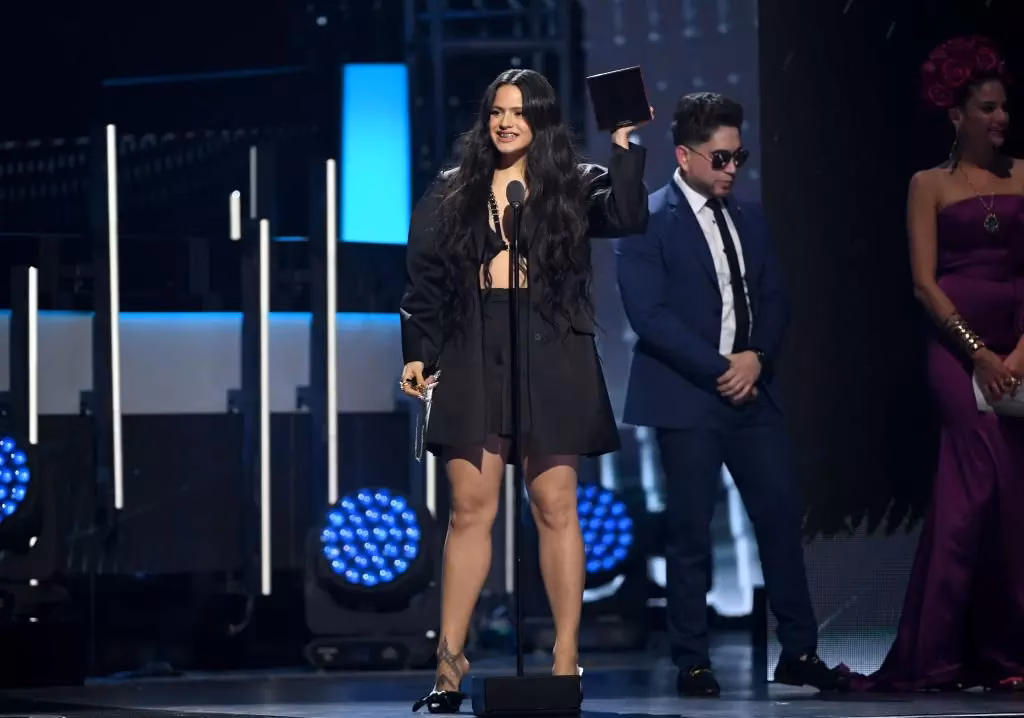 Rosalia & J Balvin Win Best Urban Song For “Con Altura” At 2019 Latin GRAMMYs