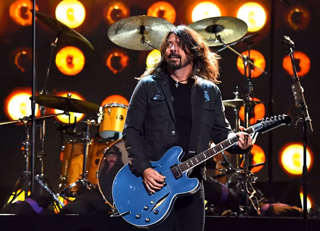 Foo Fighters Announce 25th Anniversary “Van Tour”