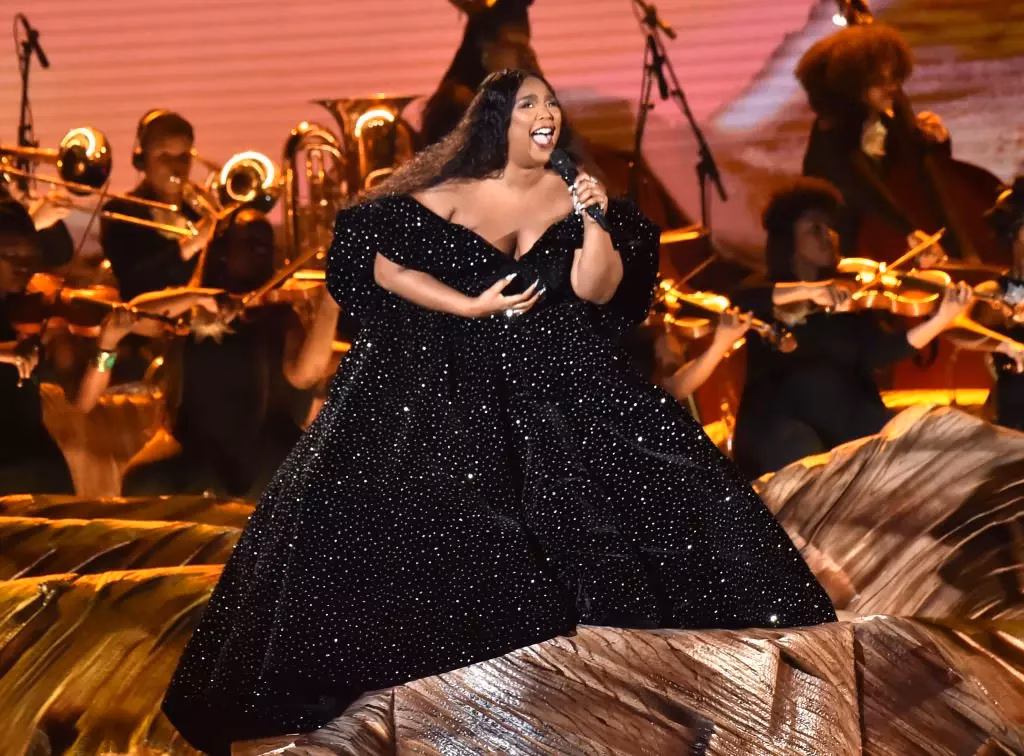 Lizzo (And Her Flute) Open The 2020 GRAMMYs With “Cuz I Love You” & “Truth Hurts”