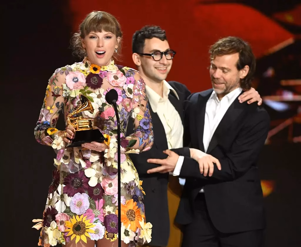 Taylor Swift Wins Album Of The Year For ‘Folklore’ | 2021 GRAMMY Awards Show