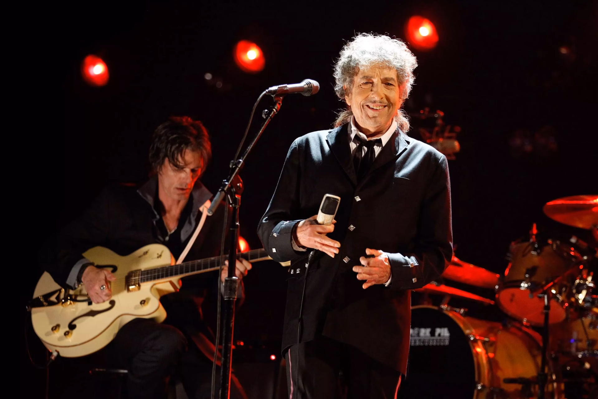 Bob Dylan Launches New Line Of Whiskeys Called Heaven’s Door