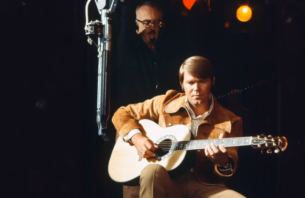 Glen Campbell performs