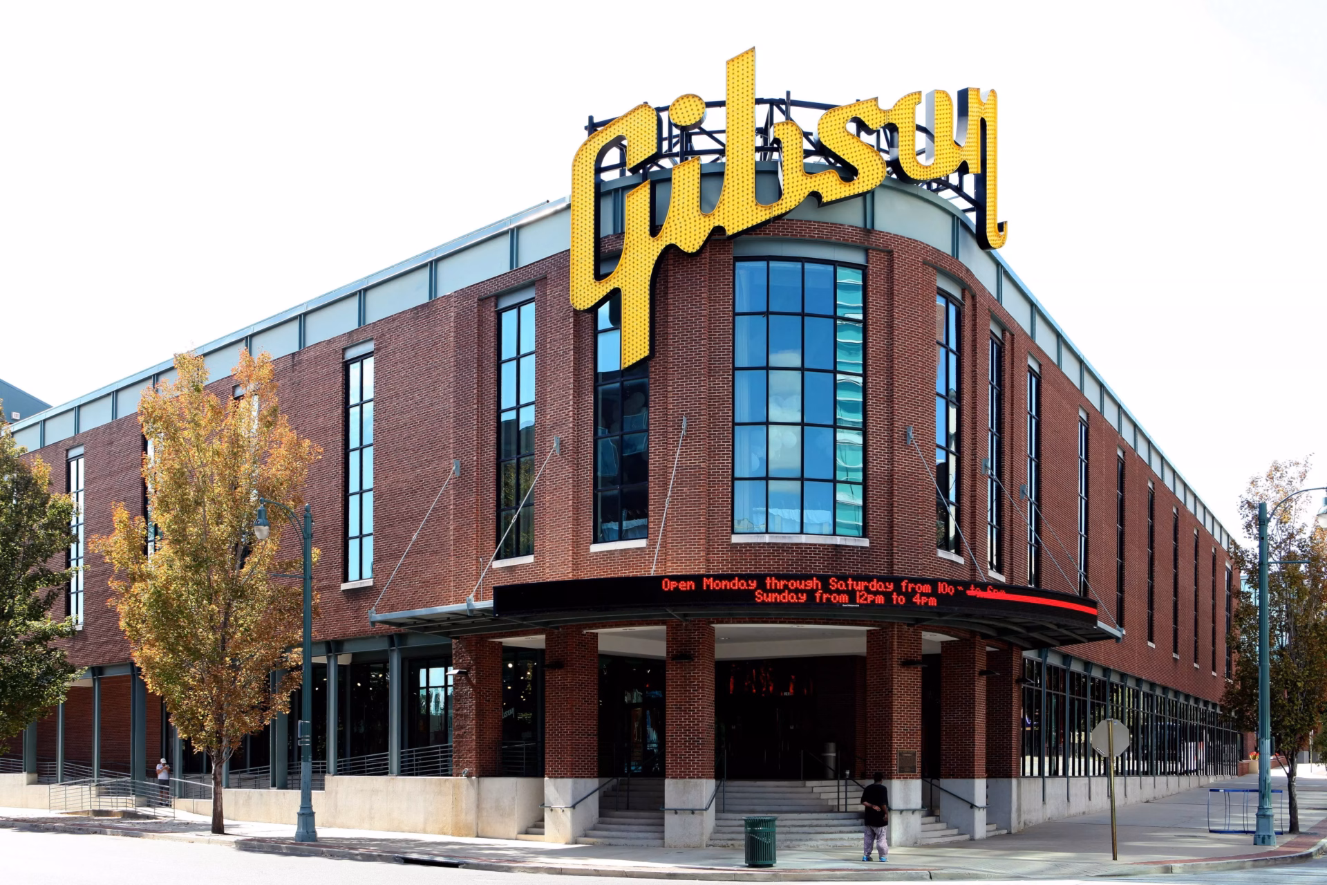 Memphis Gibson Guitar Factory Looks For New Location