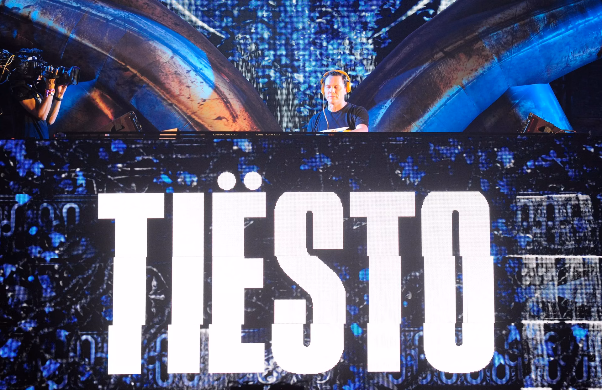 Tiësto photographed in 2018