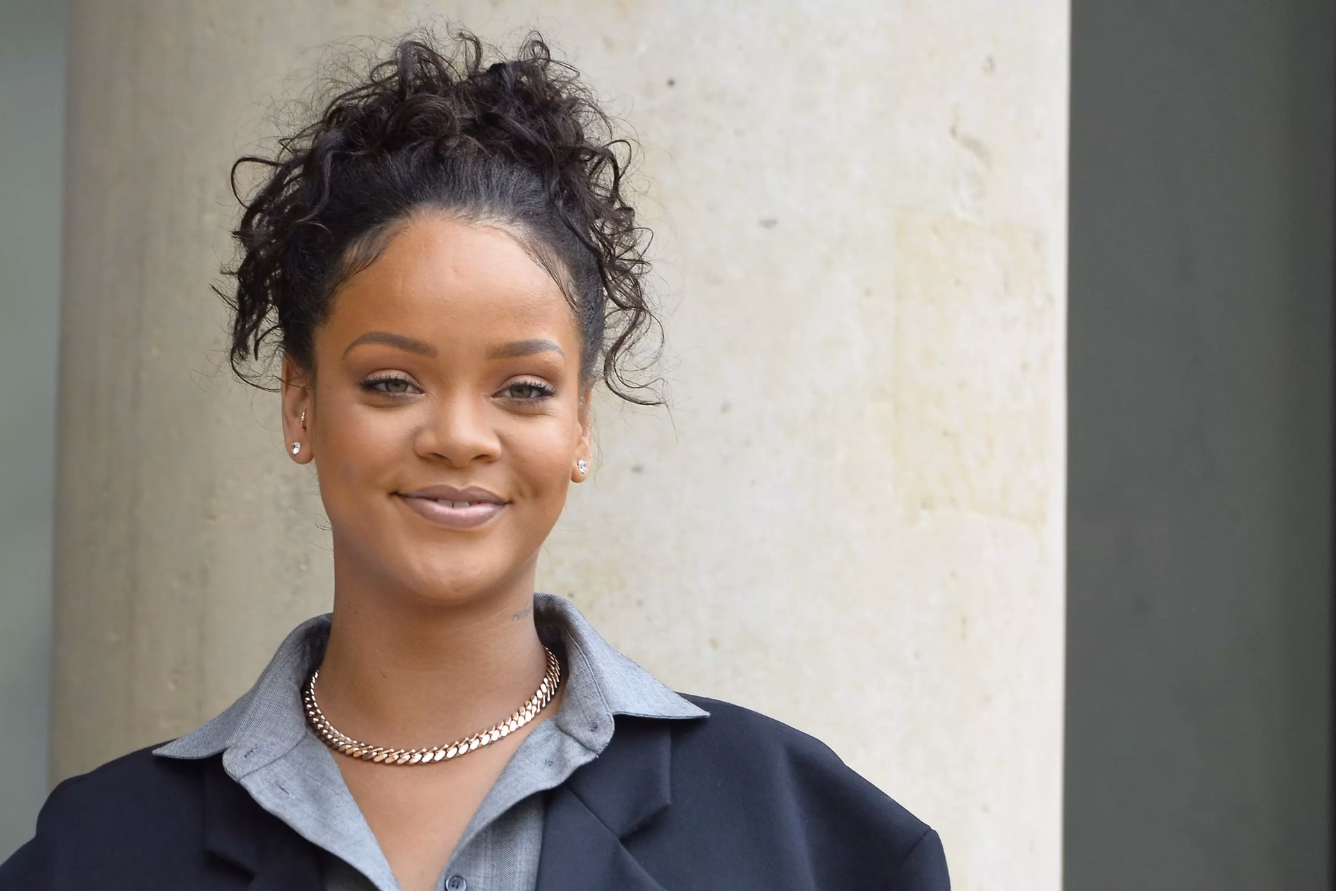 You Could Attend Rihanna’s Diamond Ball For Only $1