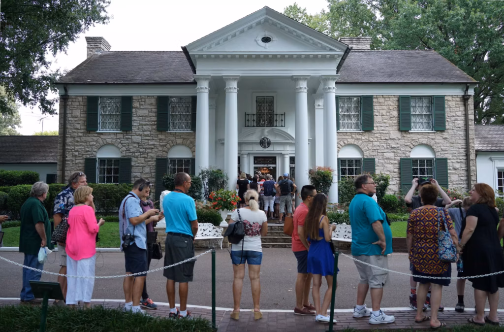 Graceland Mansion