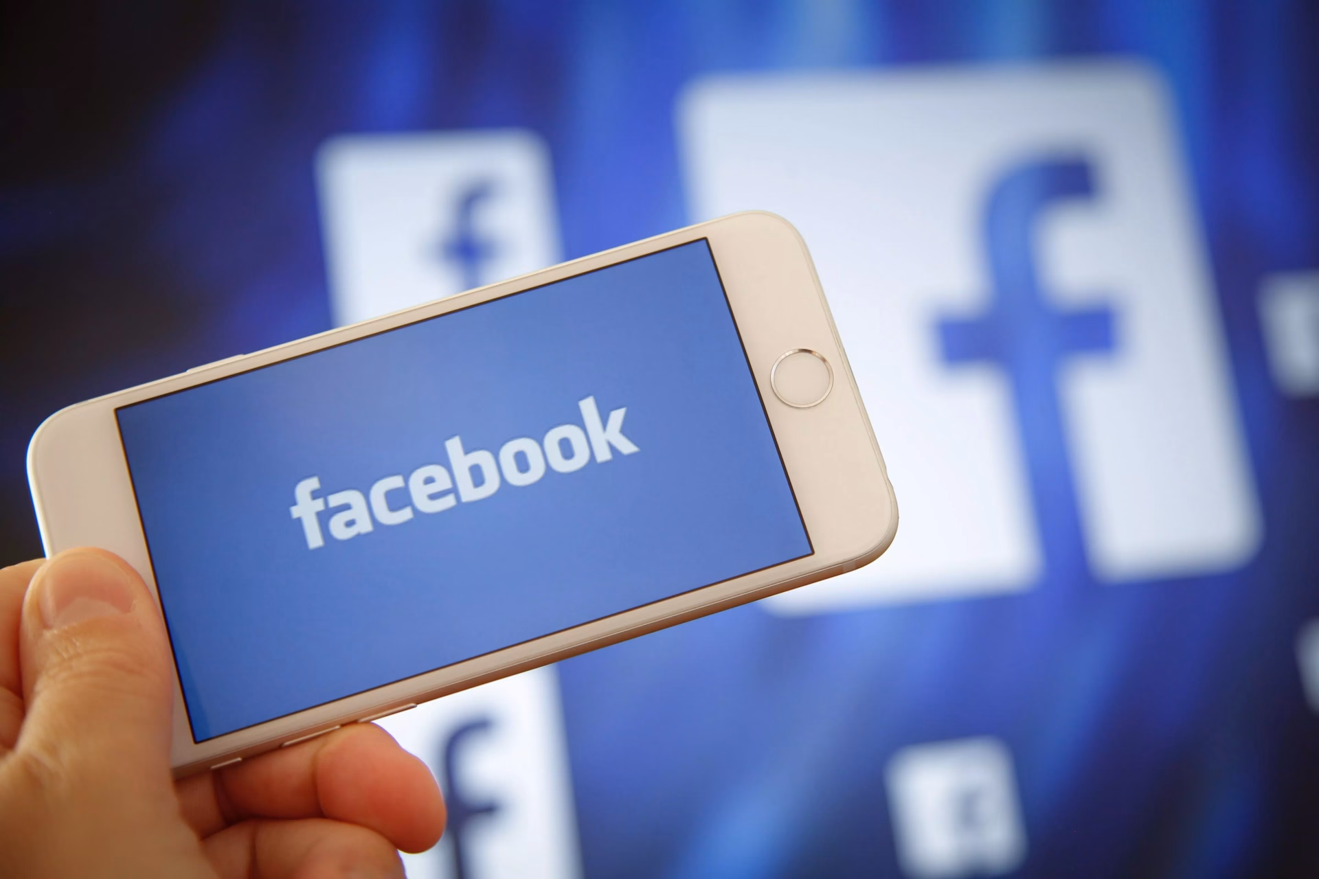 Facebook Goes After Music Licenses