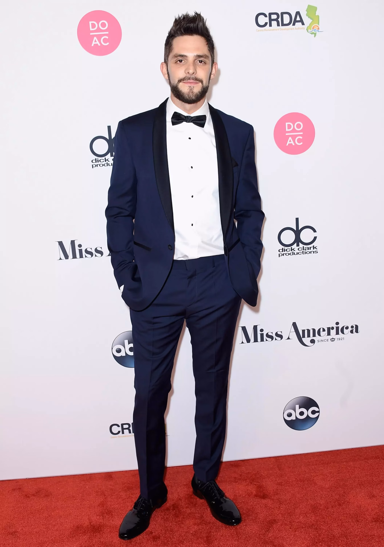 Thomas Rhett’s ‘Life Changes’ Nabs Country’s First No. 1 Of 2017