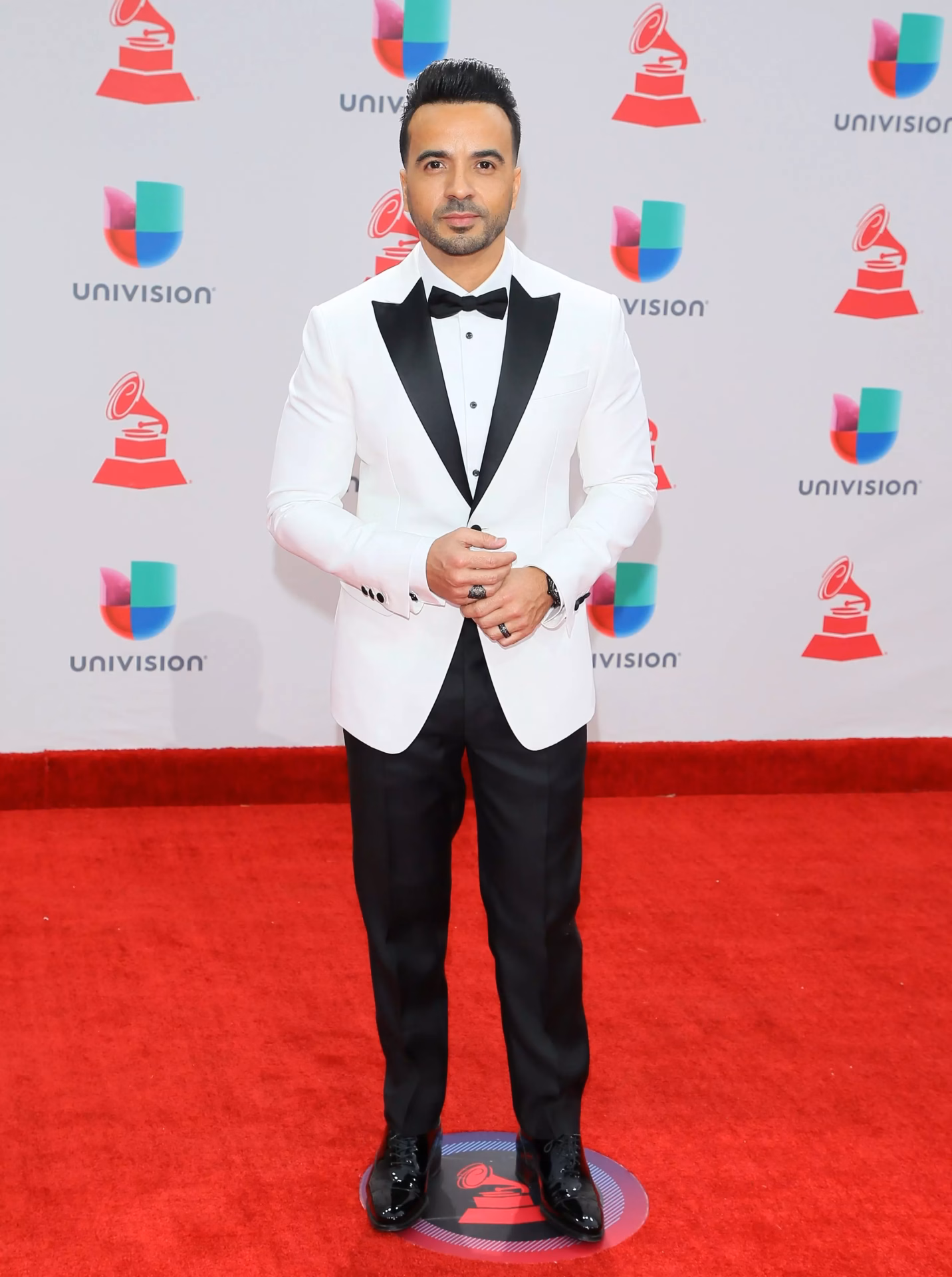 Luis Fonsi at the 18th Latin GRAMMY Awards in 2017