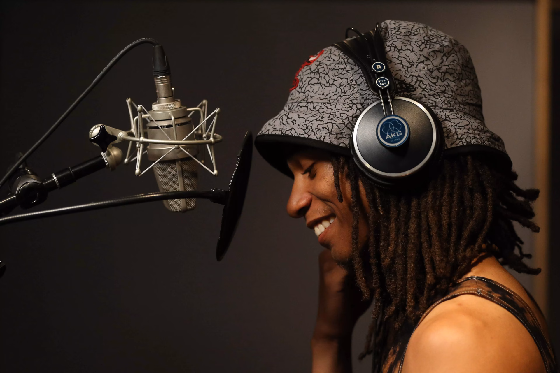 Put Your Dreams To Work: 5 Ways To Land Your Ideal Music Job