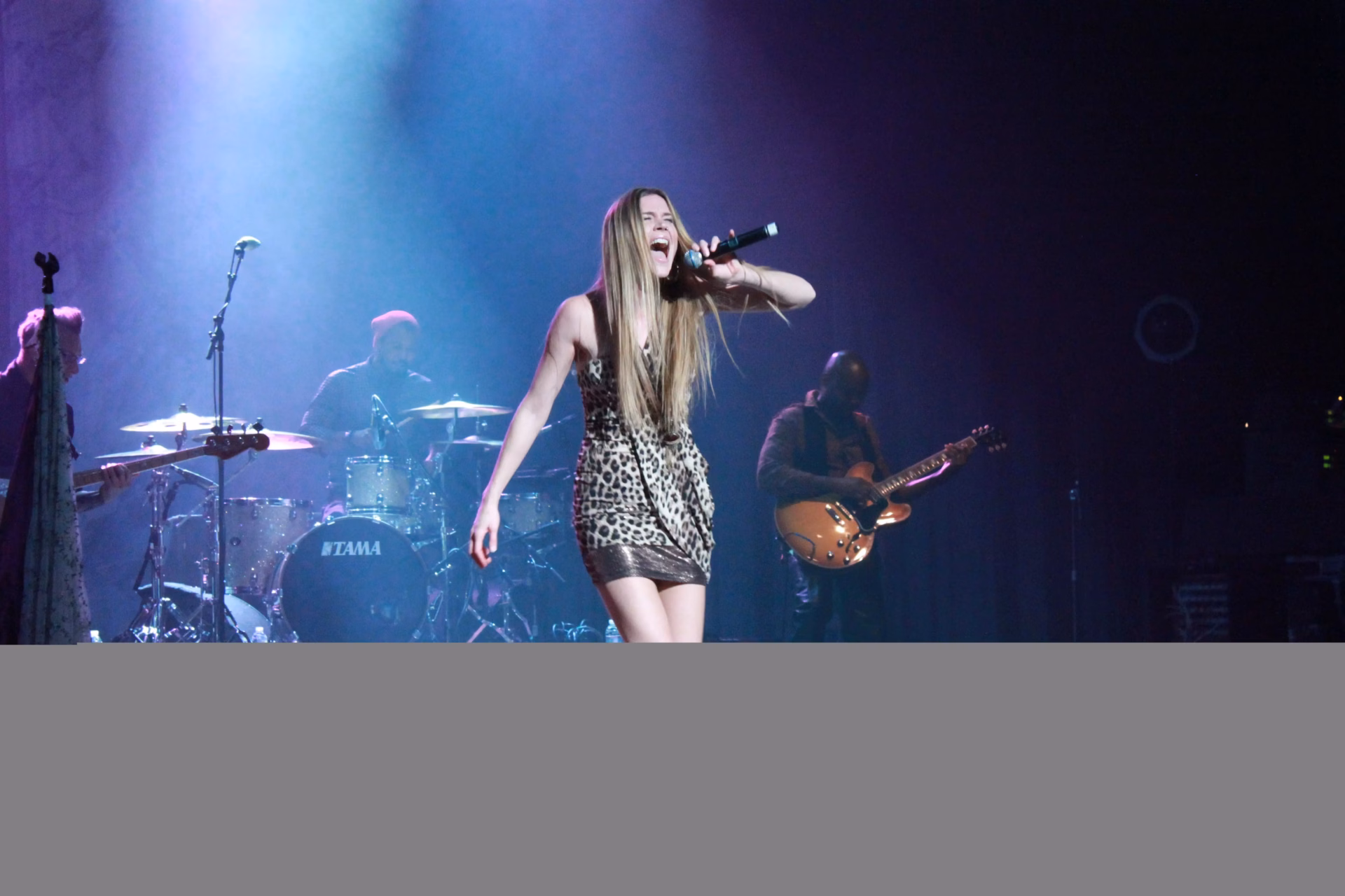 Joss Stone performs at the Wiltern on Oct. 24
