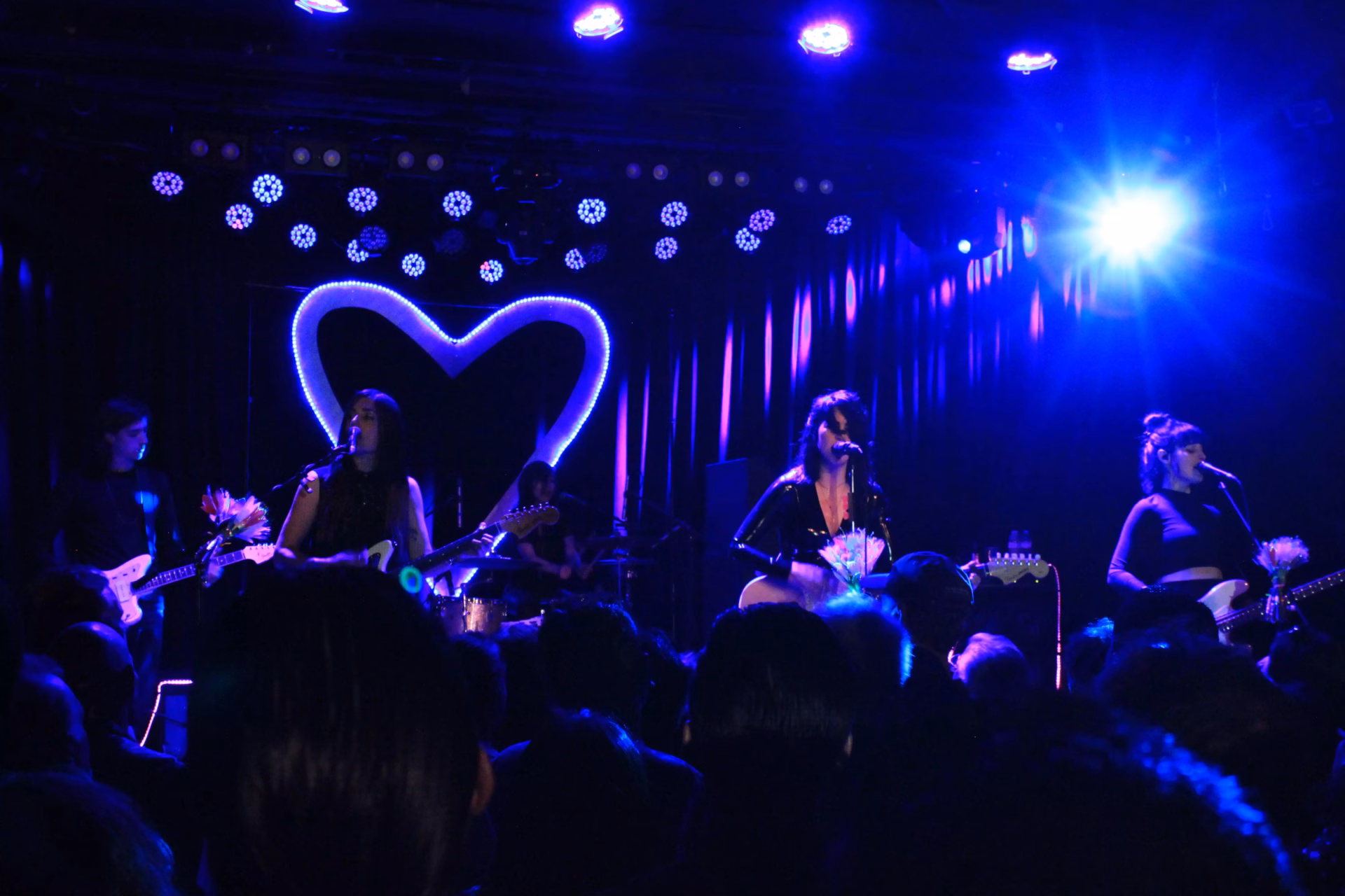 Dum Dum Girls At The Roxy Theatre