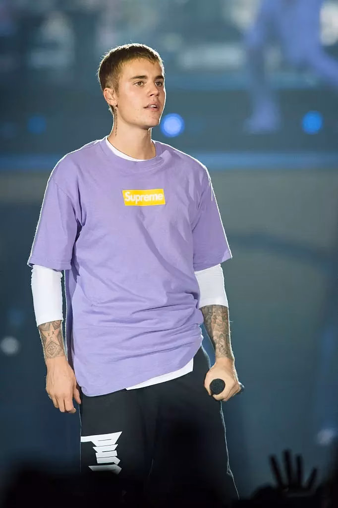 Justin Bieber performs in 2016