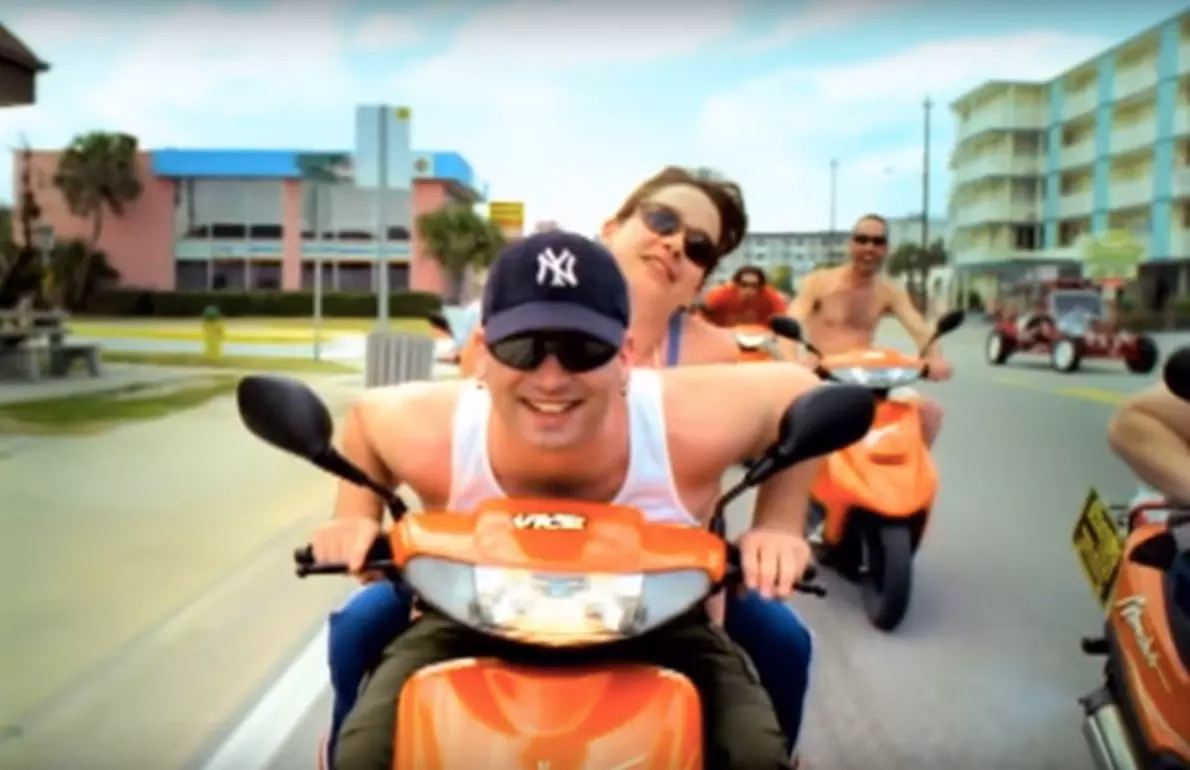 A Million Miles of Fun: Listening To Len’s “Steal My Sunshine” 20 Years L-A-T-E-R