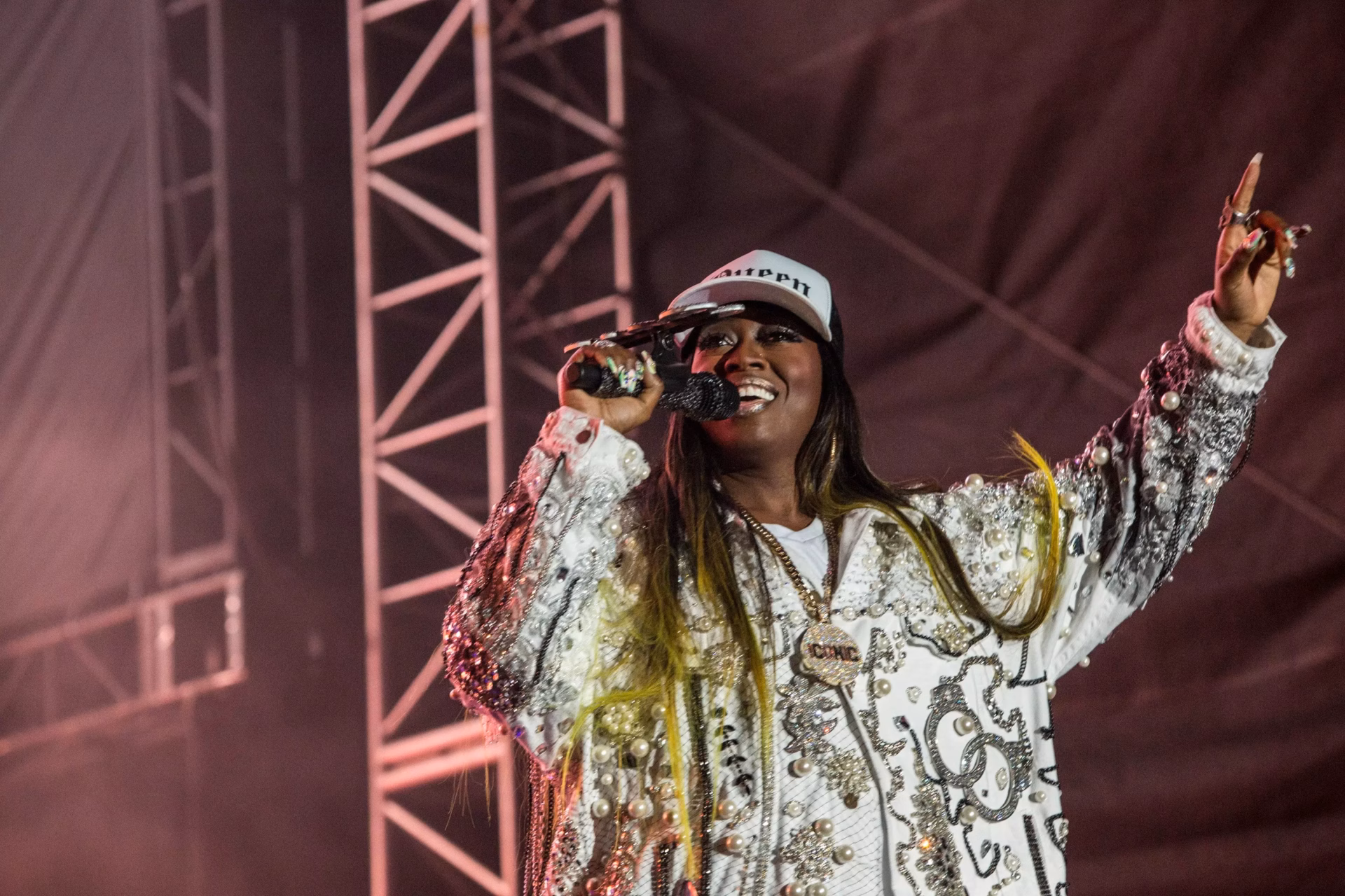 Missy Elliott Claims Her Throne In “Throw It Back” Off New ‘Iconology’ EP