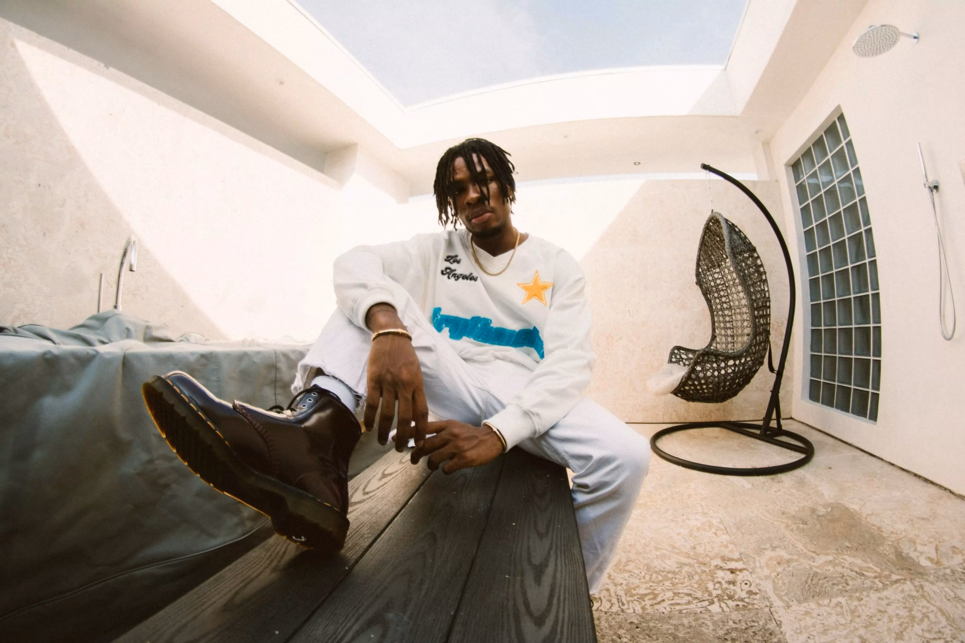 Joeboy Sets The Record Straight On His Viral Sensation “Sip (Alcohol),” Discusses His Origins & Future: “My Best Songs Are Ahead Of Me”